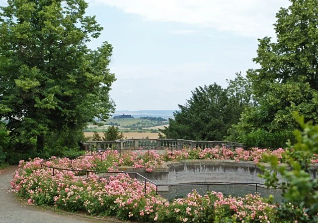 Schlosspark und Landschaftsgarten Ballenstedt
