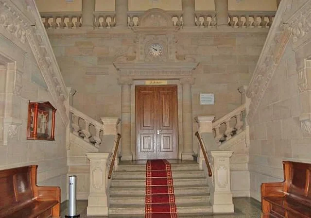 Vestibül