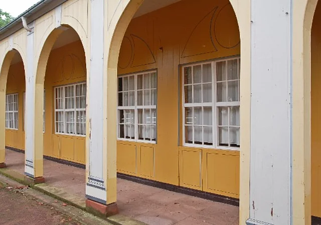 Kurpark Bad Lauchstädt: Kolonnaden
