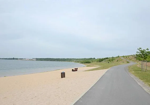 Südliches Ostufer, Auenhainer Strand, Rundweg