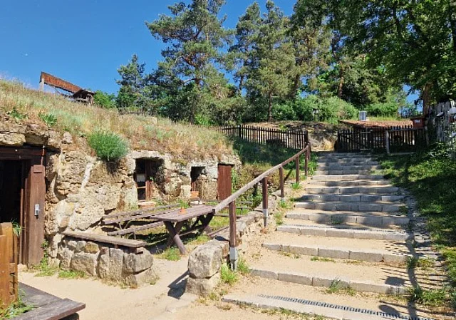 Höhlenwohnungen Langenstein, Schäferberg 35