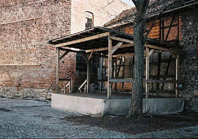 Hof Goldener Schwan Nordseite