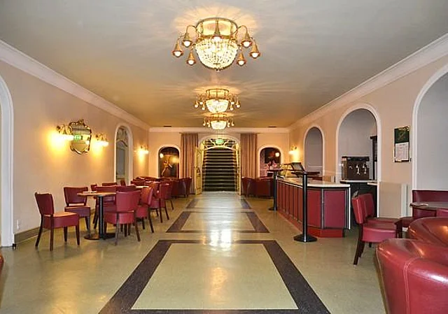 Unteres Foyer