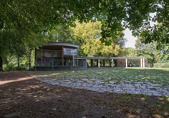 Schloßteichpavillon (vor der Sanierung)