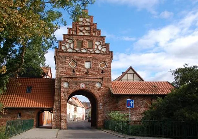 Salzwedel, Steintorstraße nach Osten