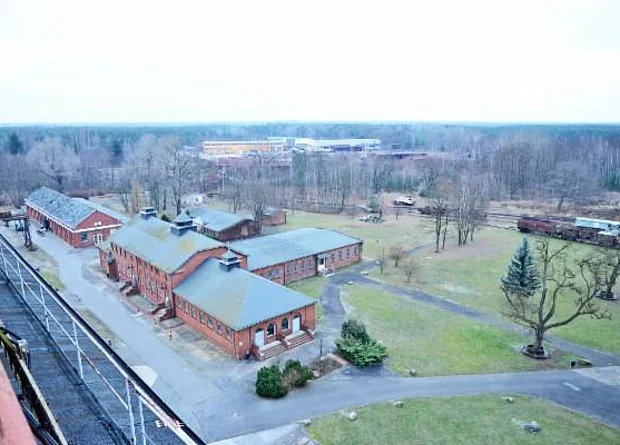 Energiefabrik Knappenrode, Blick vom Dach der Fabrik 
