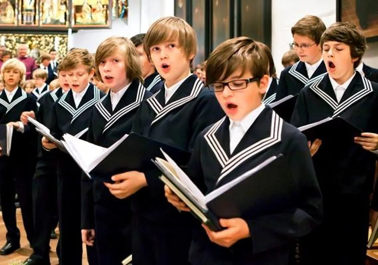 Thomaner in der Thomas Kirche in Leipzig