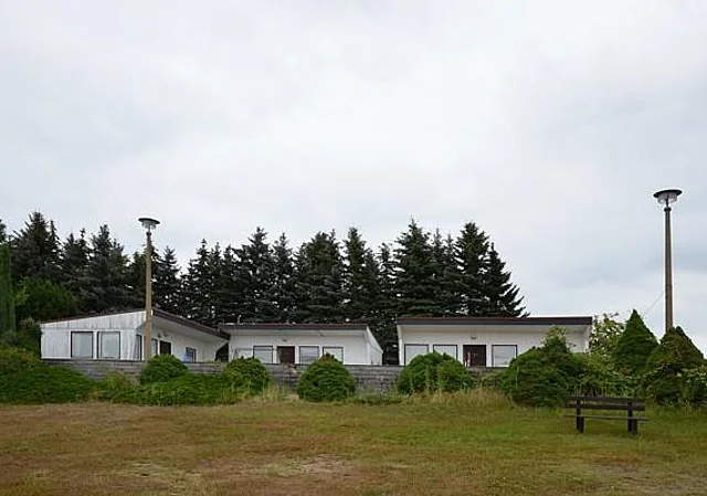 Naturbad Luppa, Bungalows, Straßenlaternen