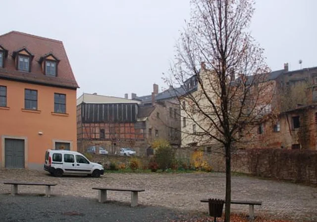 hinterer Hof nach Süden
