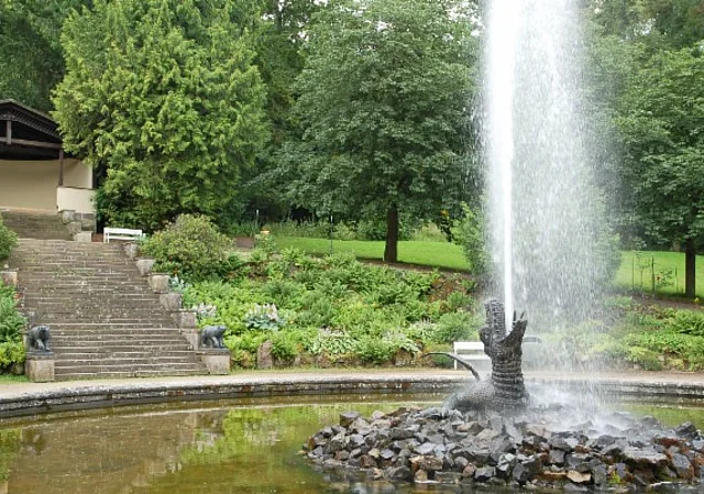 Schlosspark und Landschaftsgarten Ballenstedt