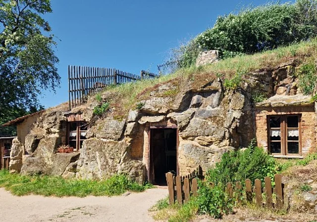 Höhlenwohnungen Langenstein, Schäferberg 35