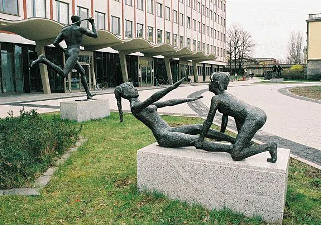 Haupteingang, Haus II, Nordseite