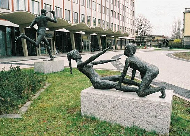 Haupteingang, Haus II, Nordseite 
