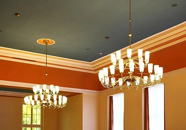 Kulturhaus Aue, Leuchter im Großen Foyer