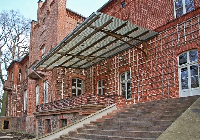 Rittergut Wittenmoor, Herrenhaus mit Freitreppe und Terrasse