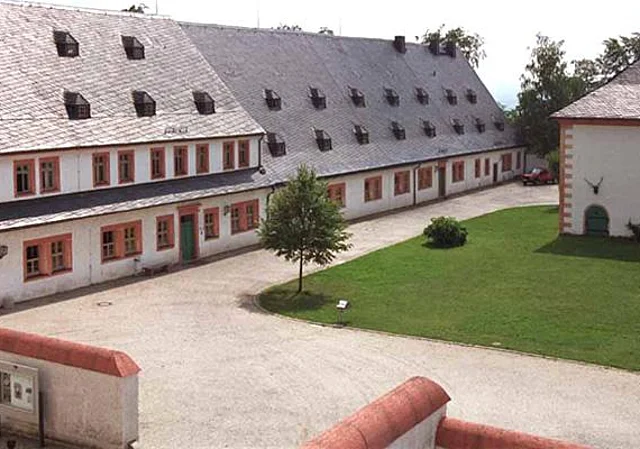 Gesindehäuser, Brunnenhaus