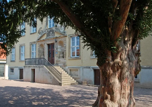 Schloss Ostrau, Eingang Südflügel