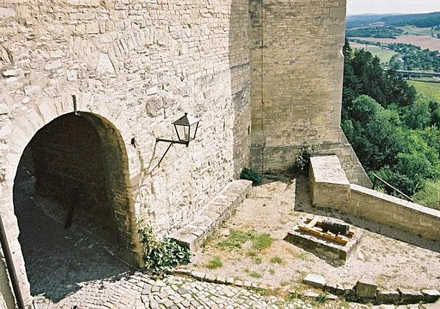 Westtorhaus, Westen
