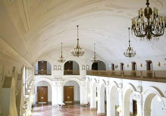 Obere Wandelhalle