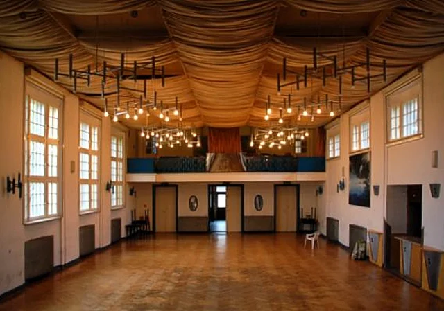 Saal im Erdgeschoss