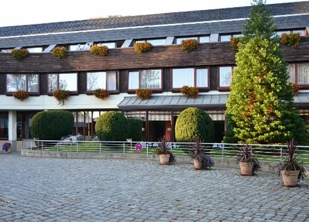 Berghotel Bastei, Hotelvorplatz 