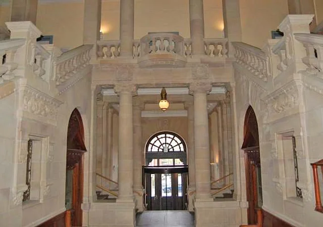 Vestibül