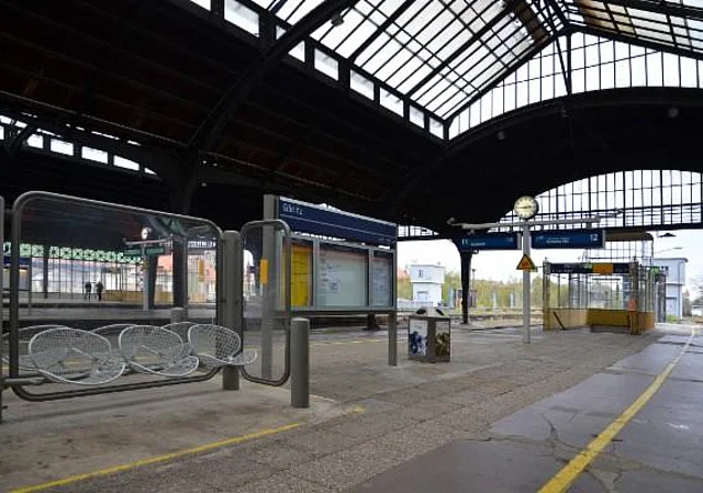 Bahnhof Görlitz, Bahnhofshalle, Gleis 11/12