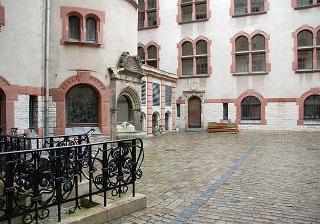 Hof nach Nordost