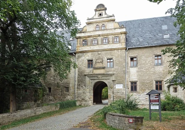 Lehnshaus mit Toreinfahrt