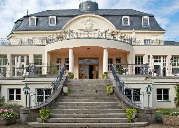Schloss Teutschenhal 