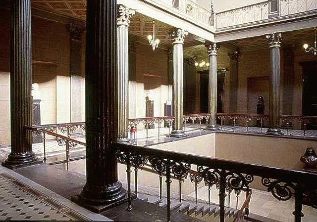 Löwengebäude, Treppenhaus