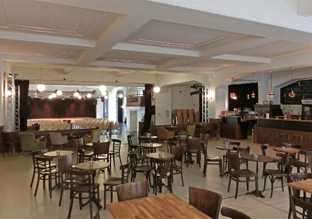 Kupfersaal, Blick Eingangsbereich Richtung Große Bühne