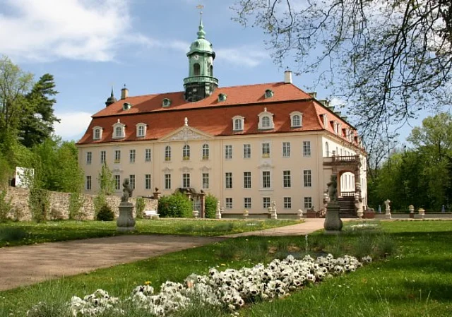 Schloss Lichtenwalde