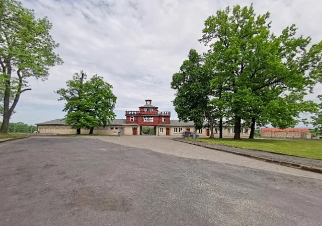 Gedenkstätte Buchenwald Haupteingang Lager Südseite