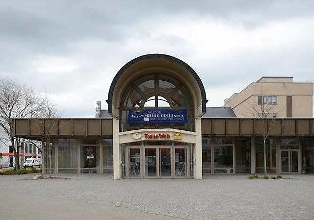 Foyer, Haupteingang