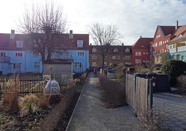 Hinterhof Am schmalen Rain