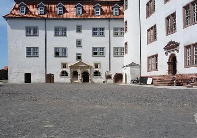 Eingänge Altes und Neues Schloss