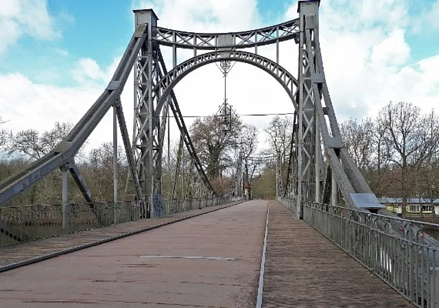 Saalebrücke