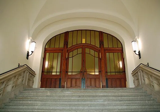 Eingangstreppe