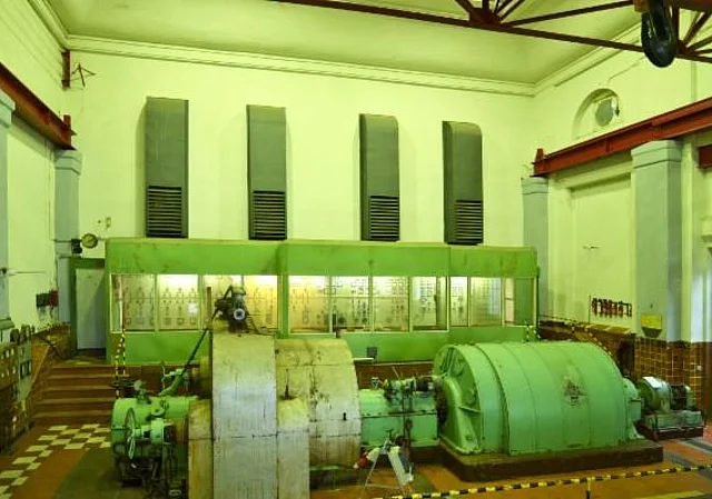 Energiefabrik Knappenrode, Turbinensaal, Schaltwarte
