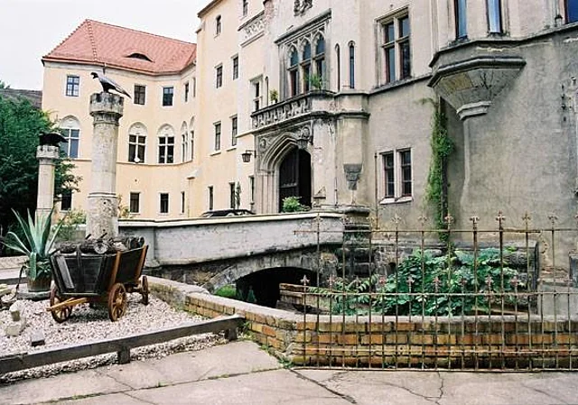Einfahrt Schloss