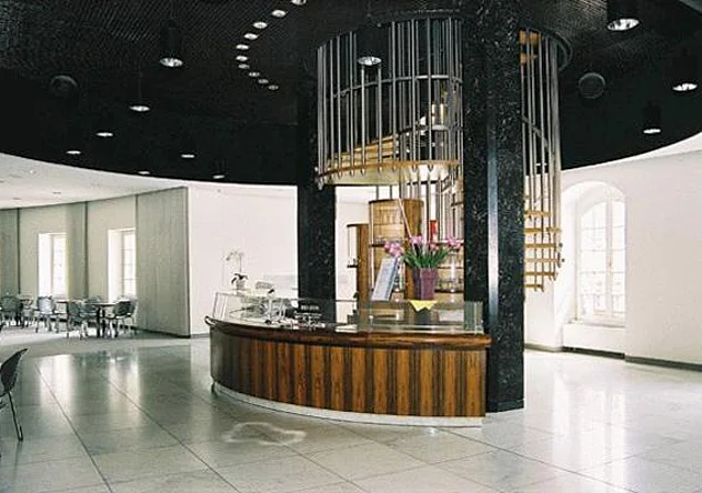 Operncafé, 4. OG