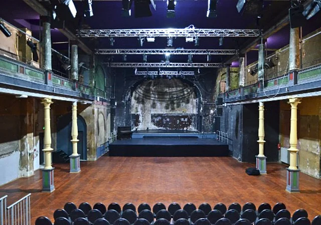 Schaubühne Lindenfels, Ballsaal, Orchestermuschel