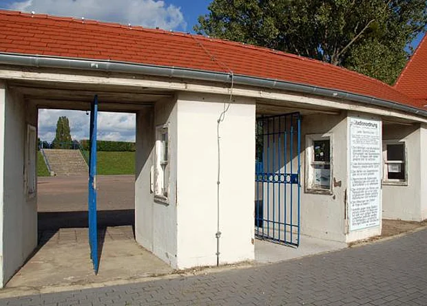 Eingangsbereich, Süden 