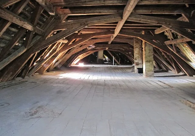 Burg Liebenau, Dachgeschoss