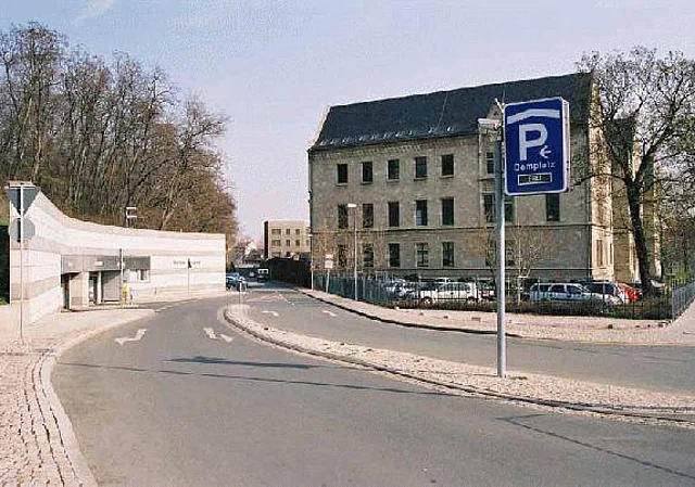 Einfahrt Südseite