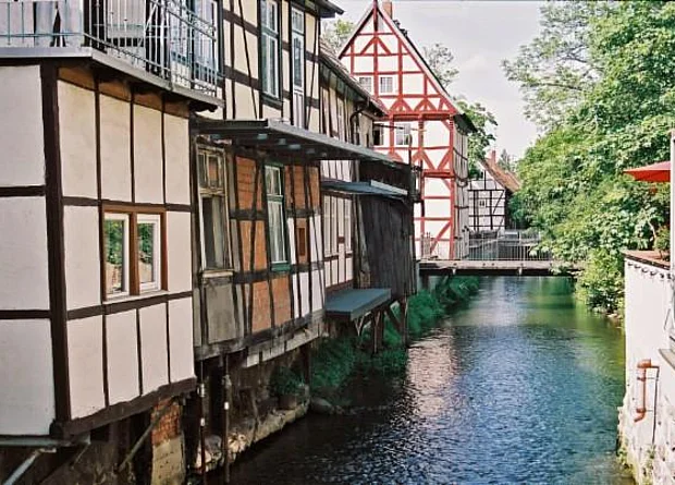 Salzwedel, Bebauung an der Jeetze 