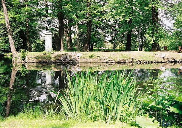 Schlosspark, Englischer Teich