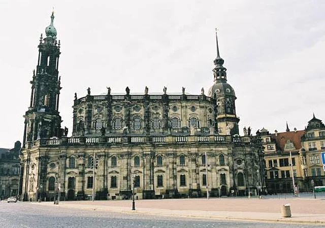 Hofkirche, Nordwestseite