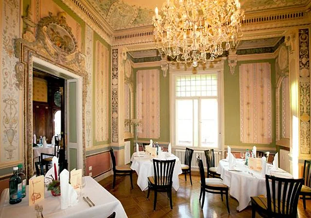 Mozartsalon, EG